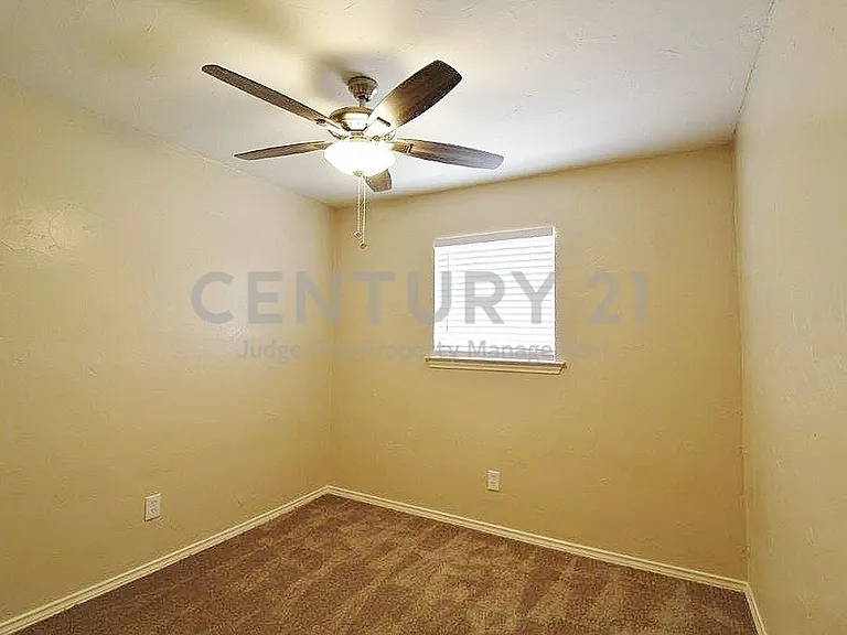 610 Overlook Dr — Photo 8