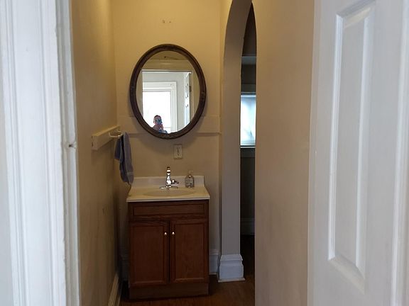5th image of 1025 Douglas St NW #1