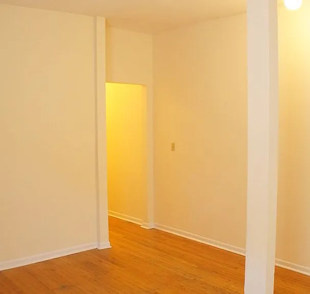 2319 N. Kedzie LP — Photo 11