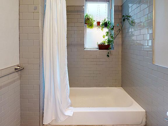 4th image of 973 N Lawrence St APT C