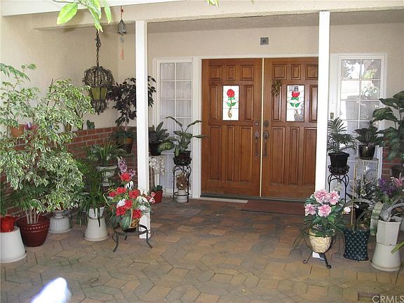 2nd image of 5635 Whitecliff Dr