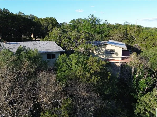 1203 N Walnut Ave, New Braunfels, TX 78130