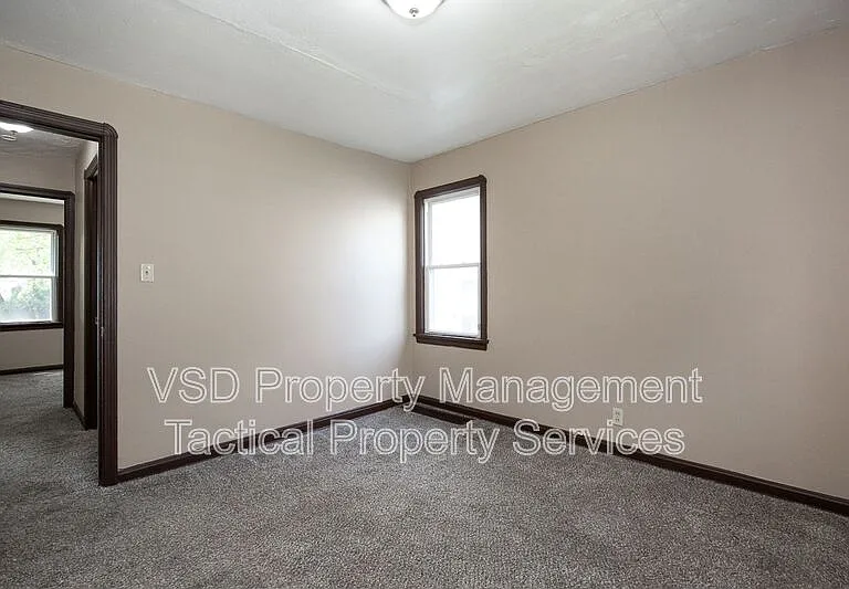 5120 Clement Ave — Photo 12