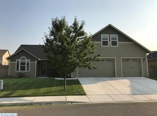 5407 W 23rd Ave, Kennewick, WA 99338