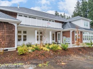 16524 Boones Ferry Rd #202, Lake Oswego, OR 97035