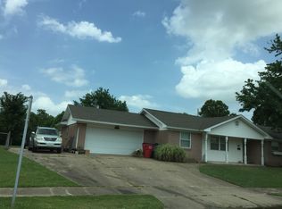 801 N Dogwood St, Owasso, OK 74055