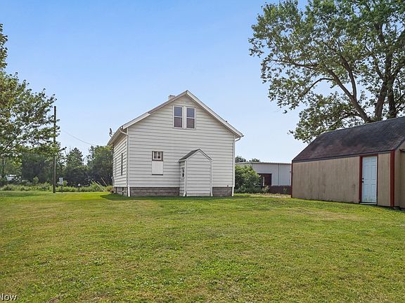 3rd image of 3857 Violand St