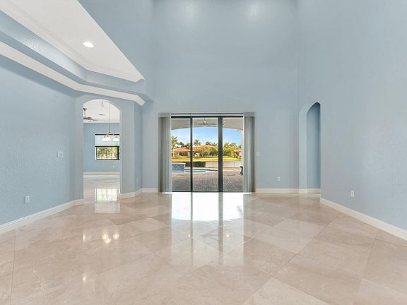 5th image of 8727 NW 39 Street