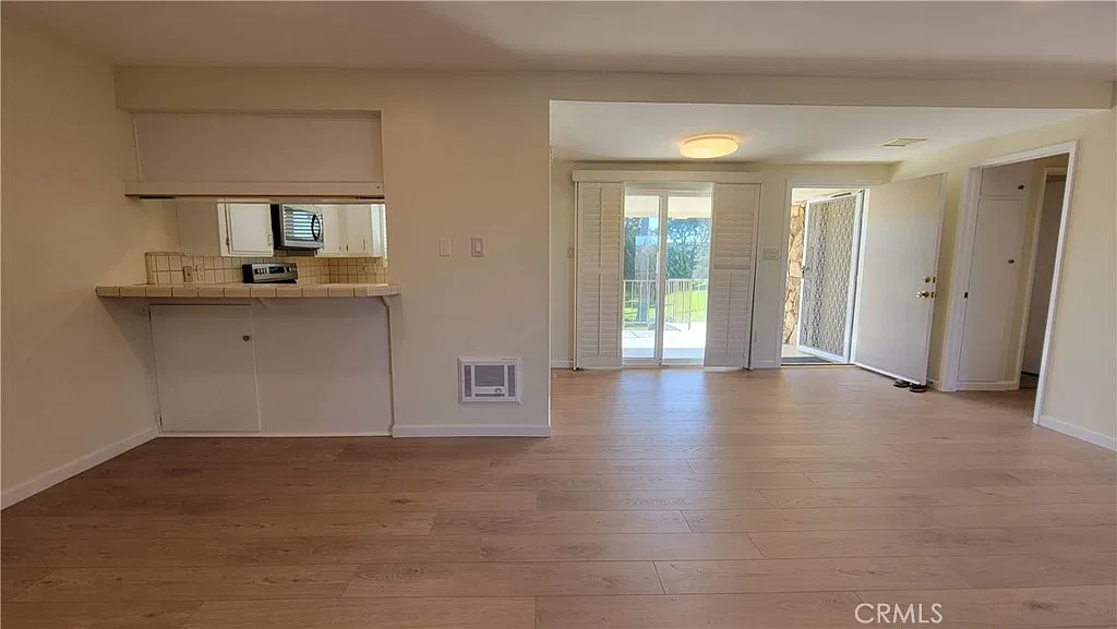 1 bed, 1117 sqft, $2,650 — Photo 4
