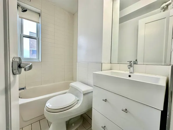 1080 Amsterdam Avenue image 17 of 31