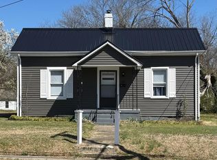 53 Schoolfield Dr, Danville, VA 24541