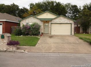 1651 Honeysuckle Ln, New Braunfels, TX 78130