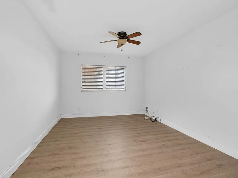 426 NE 7th Ave #2B — Photo 25