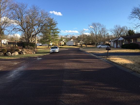 4th image of 1311 Momarte Ln