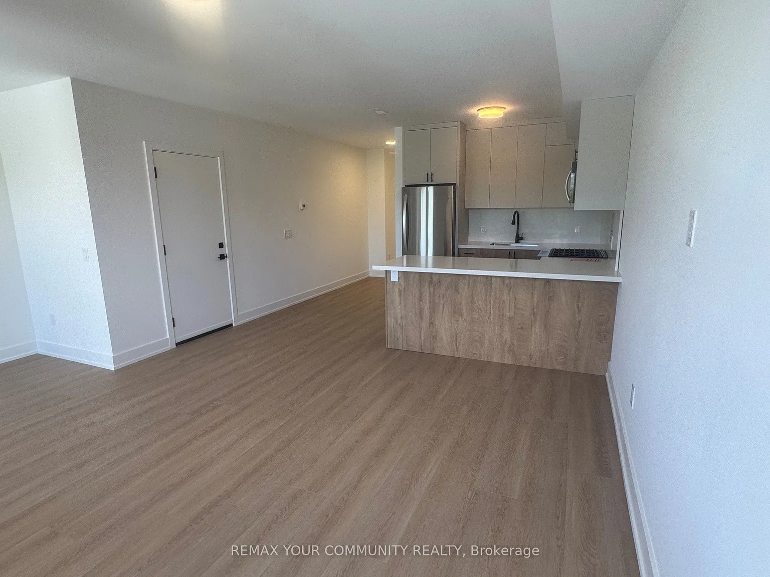 2 bed, $3,000 — Photo 3