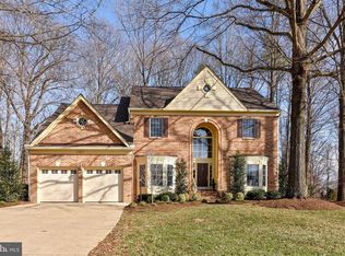 5397 Harrow Ln, Fairfax, VA 22030