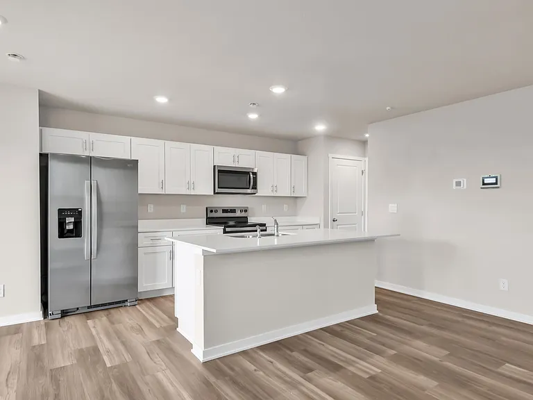 20573 Margo St — Photo 35