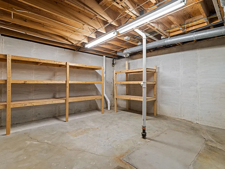 2332 Cleek Ct — Photo 31