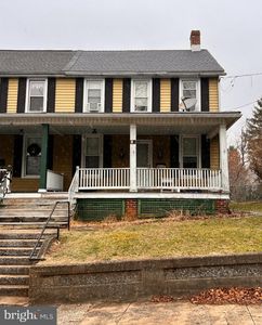 24 Glen Ave, Glen Rock, PA, 17327