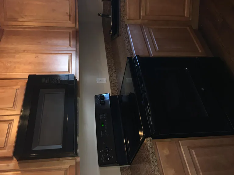 3643 N Front St #C — Photo 5
