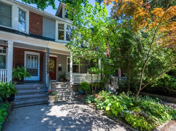 23 Brooklyn Ave, Toronto, ON M4M 2X4