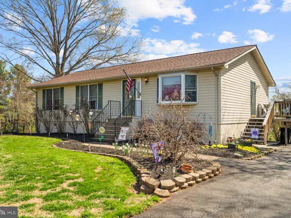 12305 Izaak Walton Dr, Bristow, VA 20136