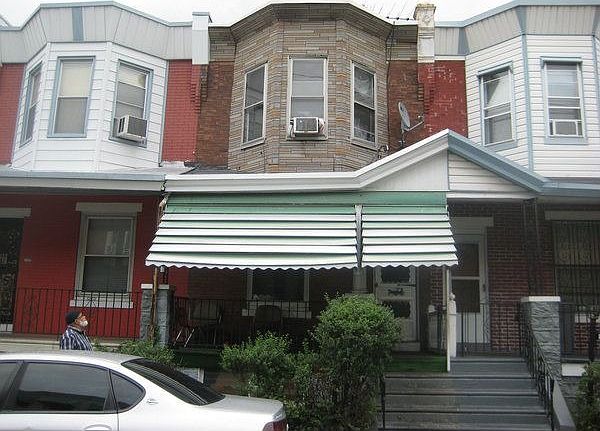 1st image of 105 N Edgewood St