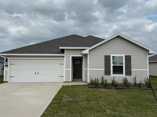 210 Kokomo Dr, Rockport, TX 78382