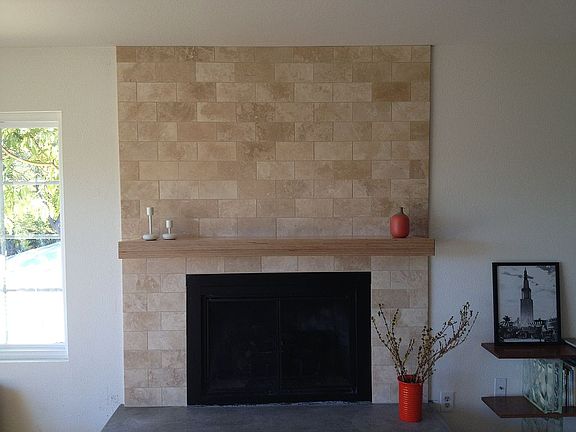 4th image of 21515 Deerpath Ln
