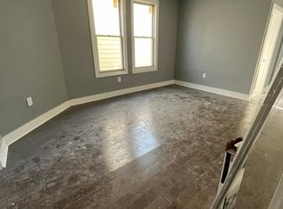 345 Hunterdon St #2A, Newark, NJ 07103