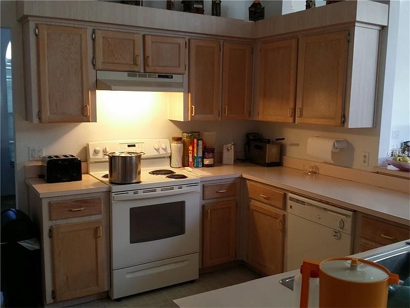 2nd image of 6852 Knightswood Dr
