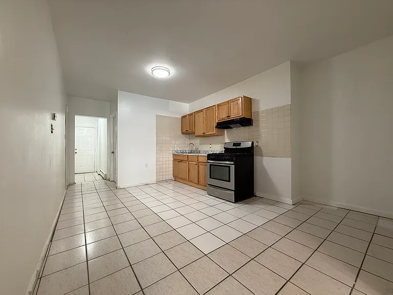 73 Butler St #1 — Photo 3