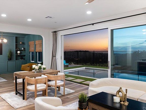 5th image of 941 Woodhaven Rd