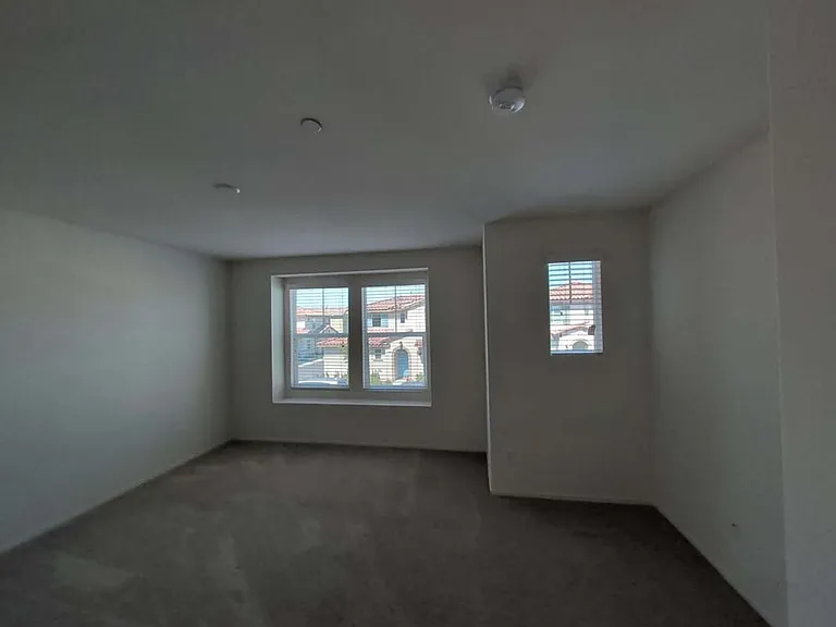 295 Fuerte Dr — Photo 29