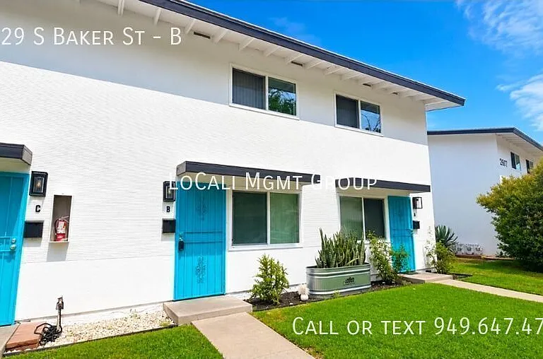 2729 S Baker St #B — Photo 1