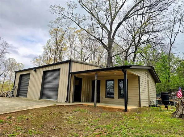 300 Outlaw Rdg, Canton, GA 30115