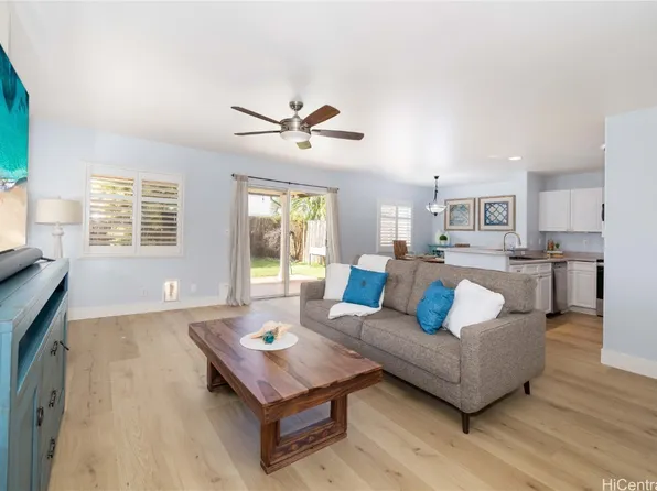 94-1037 Pumaia Pl, Waipahu, HI 96797