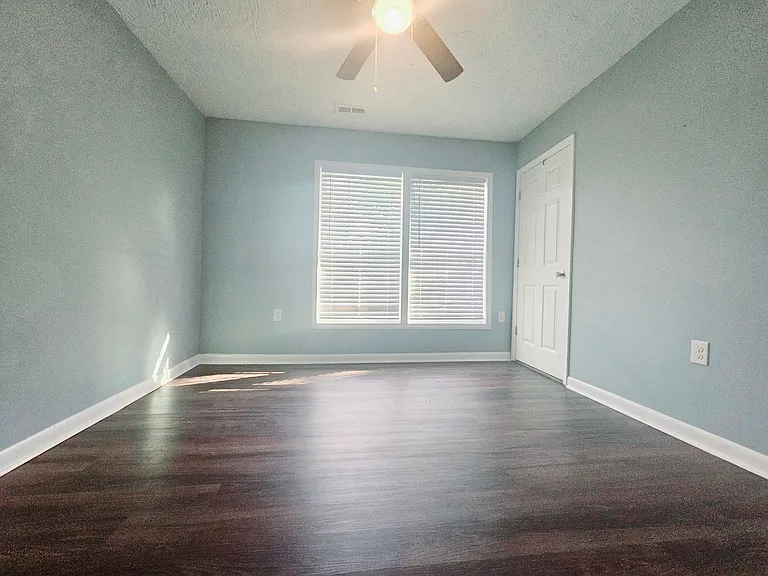 6441 Rutherglen Dr — Photo 22