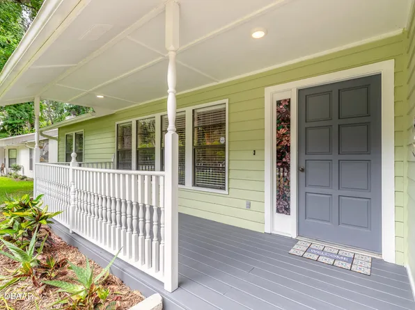 290 Patricia Dr, New Smyrna Beach, FL 32168