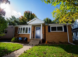 1327 N Oak St, Rochester, MI 48307