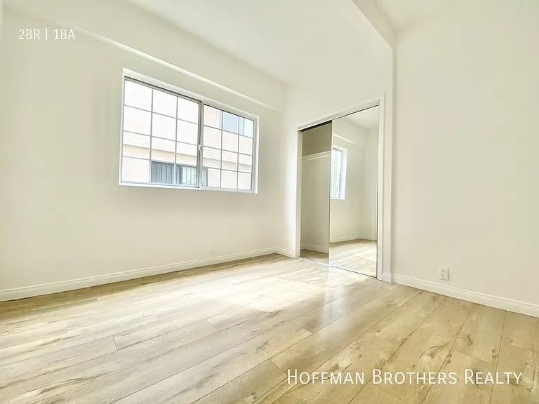 2691 Griffin Ave #5 — Photo 3