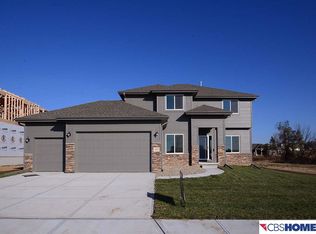 18510 Patrick Ave, Elkhorn, NE 68022