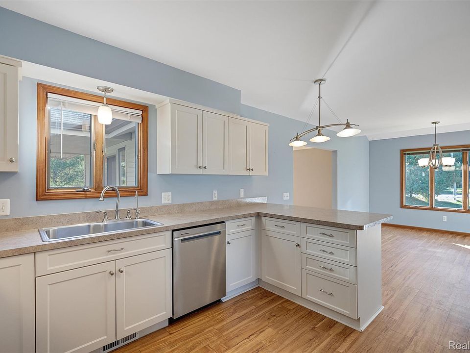 9261 Silverside Dr, photo 18