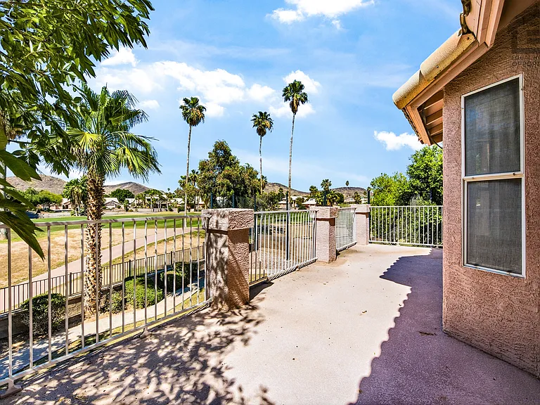 6288 W Rose Garden Ln — Photo 32
