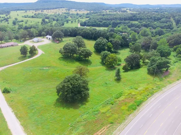 11339 Highway 62 E, Green Forest, AR 72638
