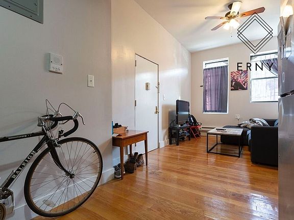 2nd image of 399 Putnam Ave #B1