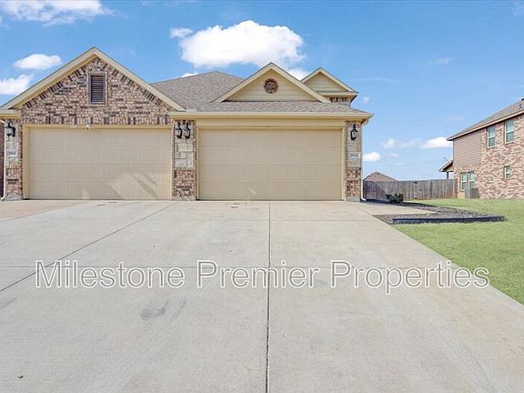 4th image of 3910 Ashton Dr #1