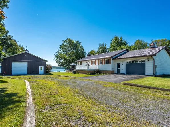 175 Pleasure Point Ln, Frontenac Islands, ON K0H 2Y0
