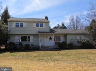 207 Township Line Rd, Belle Mead, NJ 08502