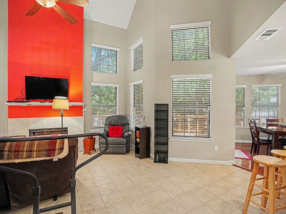 1st image of 406 Santa Fe Trl APT 46